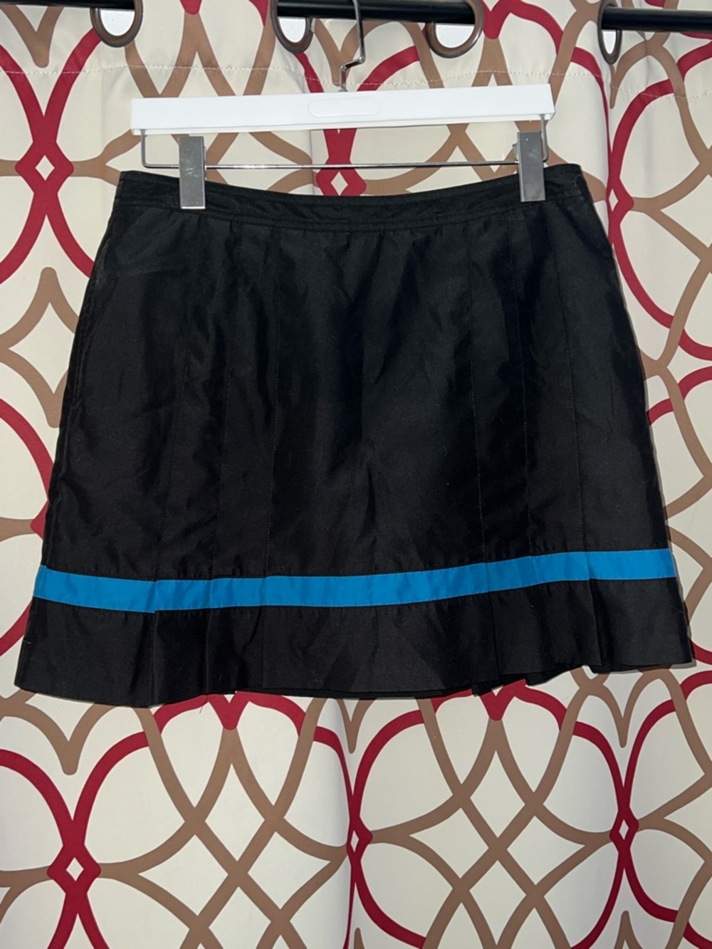 IZOD XFG Black with Blue Stripe Skort